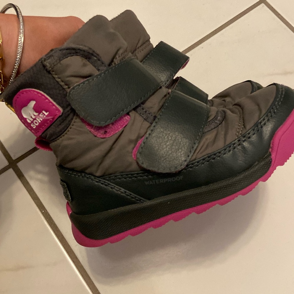 Sorrel boots size USA 9// EURO 26